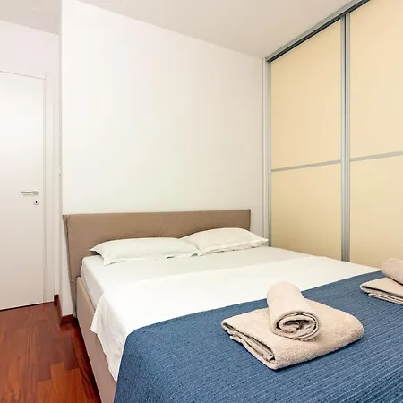 Mare Apartment *